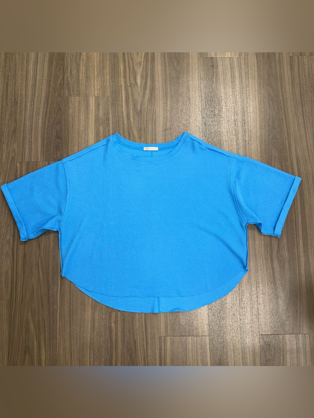 Zenana Outfitters bright blue Short Sleeve high-low waffle Knit Top